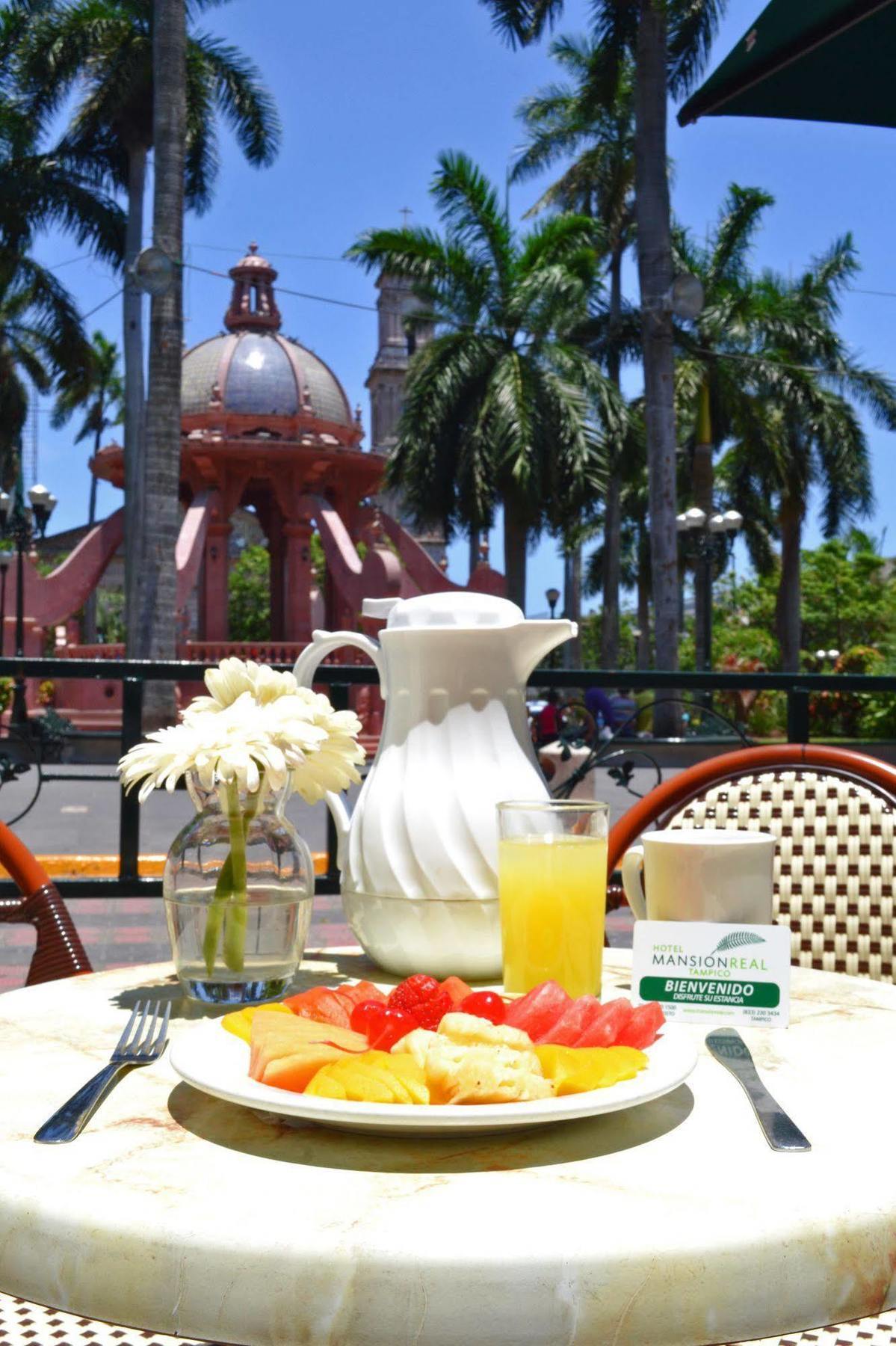 Hs Hotsson Smart Value Tampico Hotel Exterior photo